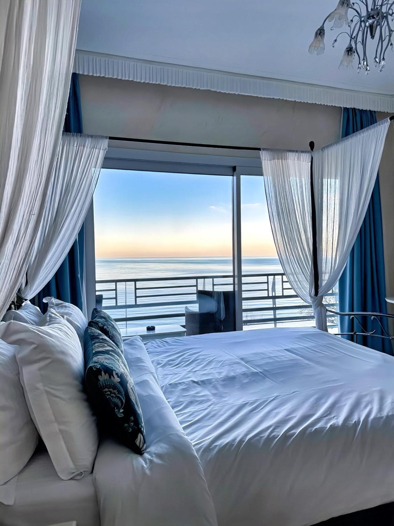 Panorama Suites & Spa - Adults Only Stomio Room photo
