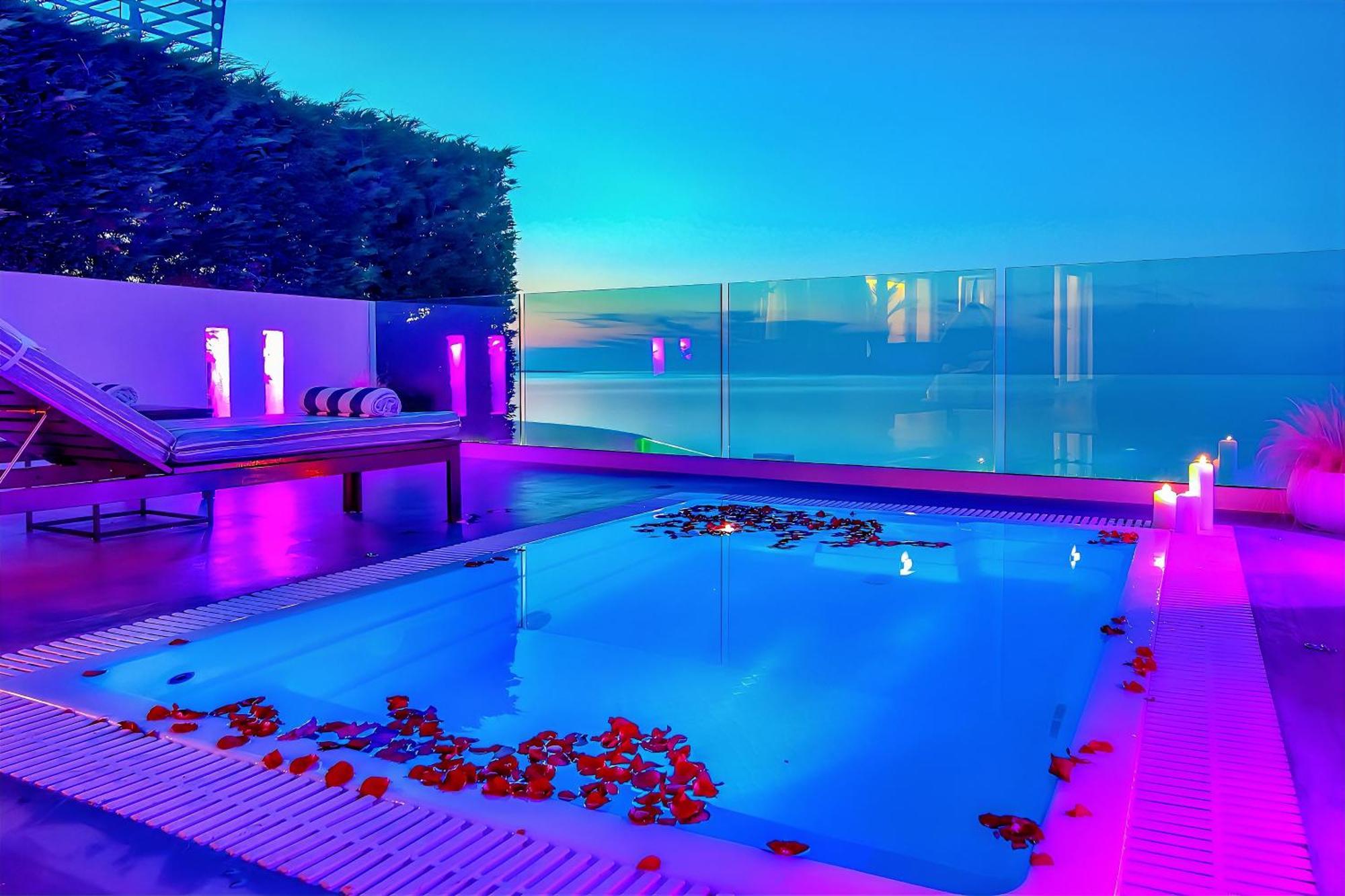 Panorama Suites & Spa - Adults Only Stomio Room photo