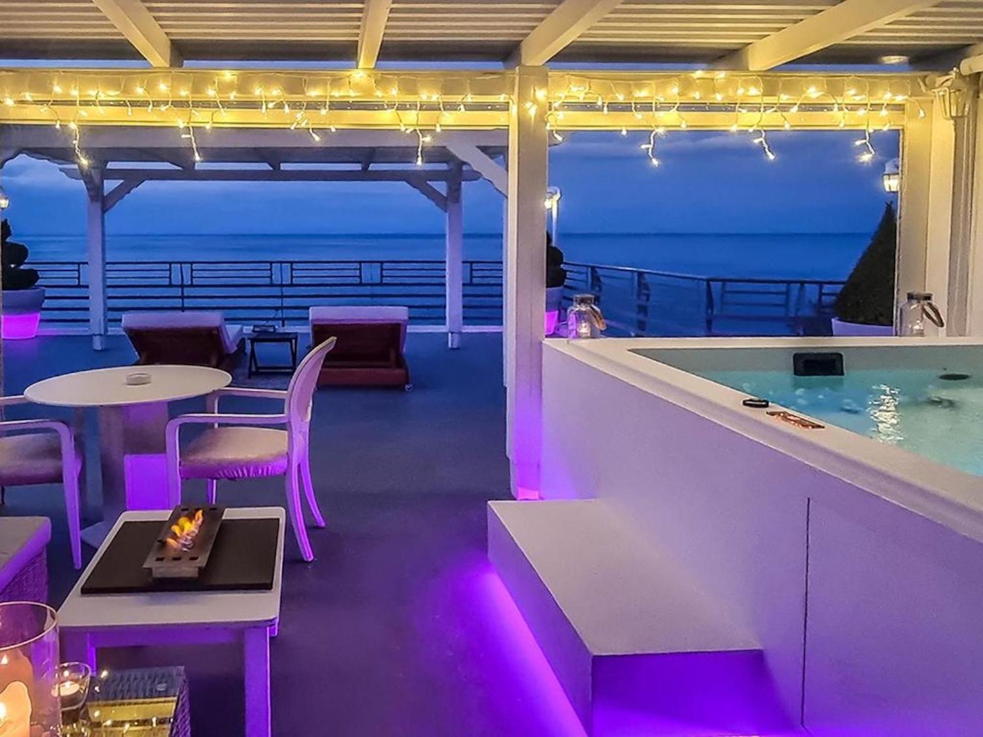 Panorama Suites & Spa - Adults Only Stomio Room photo